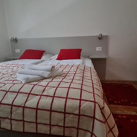 Apartamento Sara Mostar Exterior foto