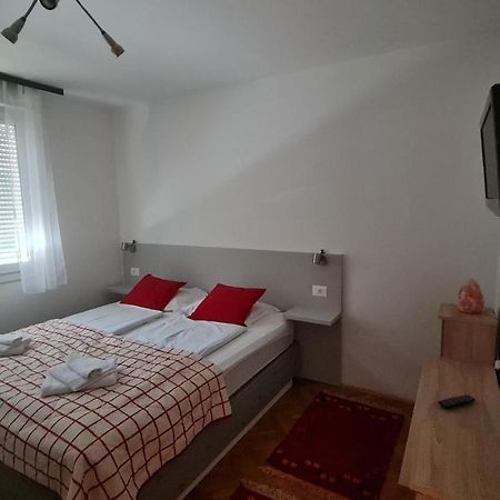 Apartamento Sara Mostar Exterior foto